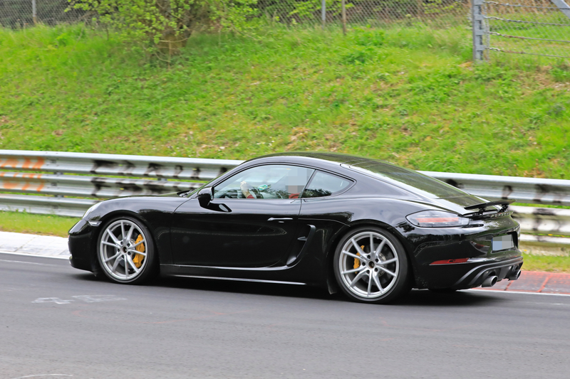 Illustration for article titled Six Cylinder Porsche 718 Boxster and Cayman Touring Models Spied Testing